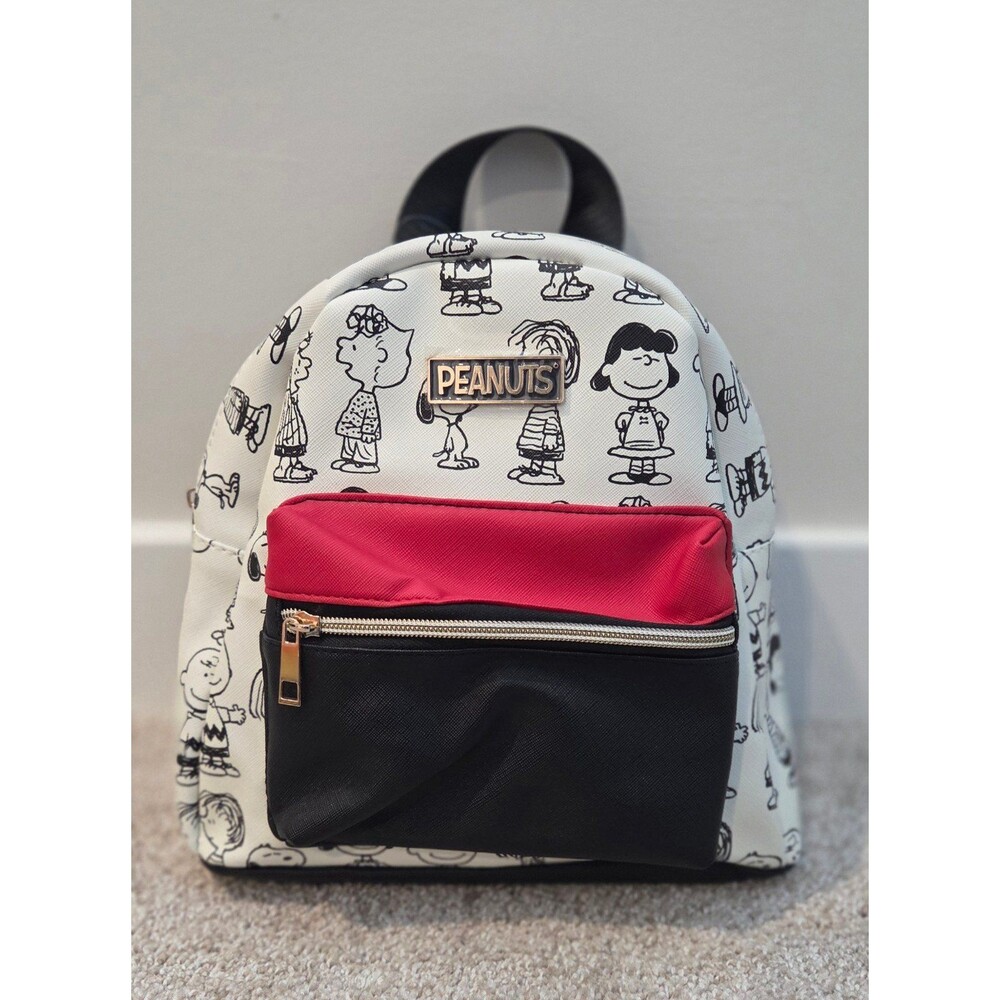 Peanuts × bioworld backpack
